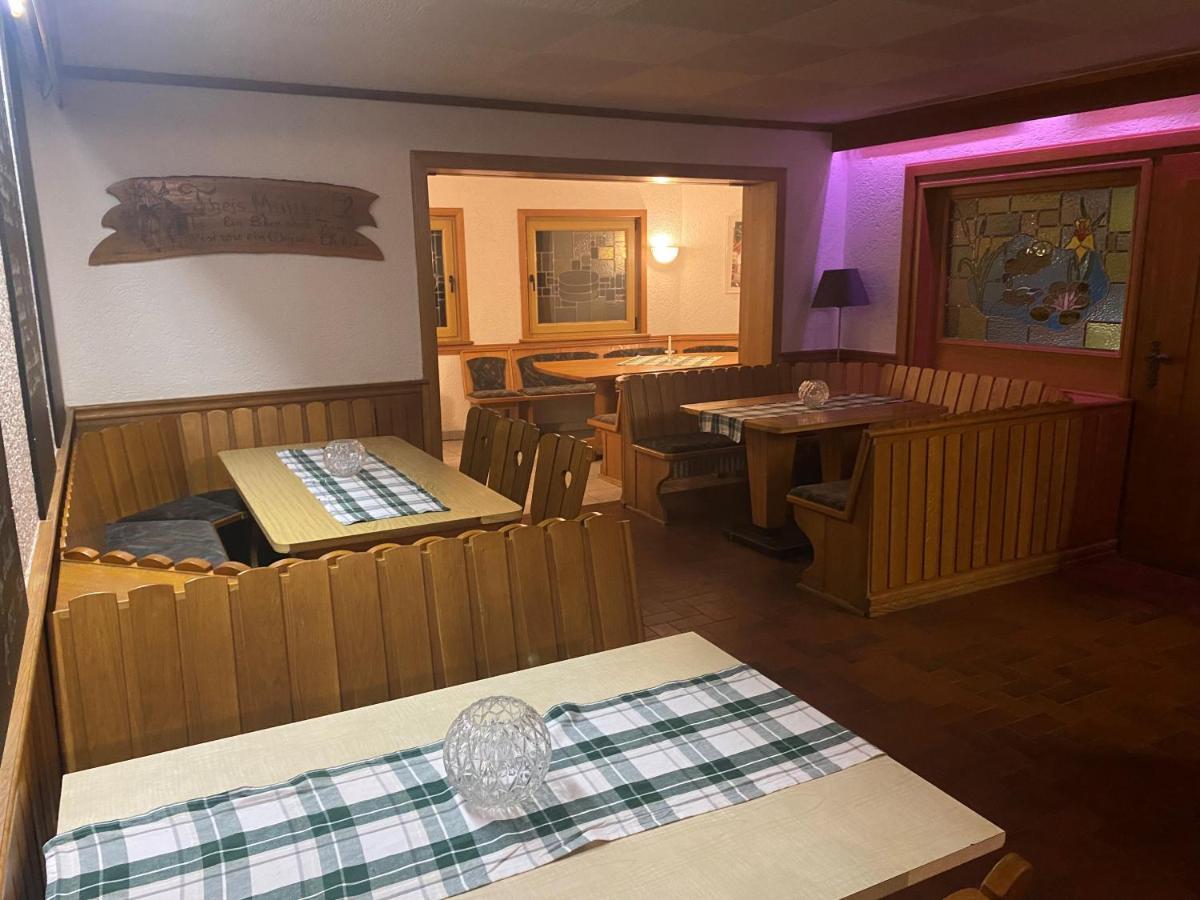 Hotel-Restaurant Theis-Muehle Biersdorf Eksteriør bilde